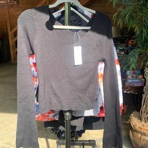 Crop Sweater w/ wide arms